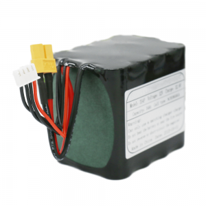 Oplaadbare 18650 batterijcellen 3S4P Li-ionbatterijpak 11.1V 10Ah voor LED-lamp op zonne-energie